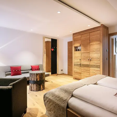 Widmann's Loewen Hotel 3*