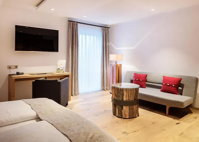 Widmann's Loewen Hotel 3*